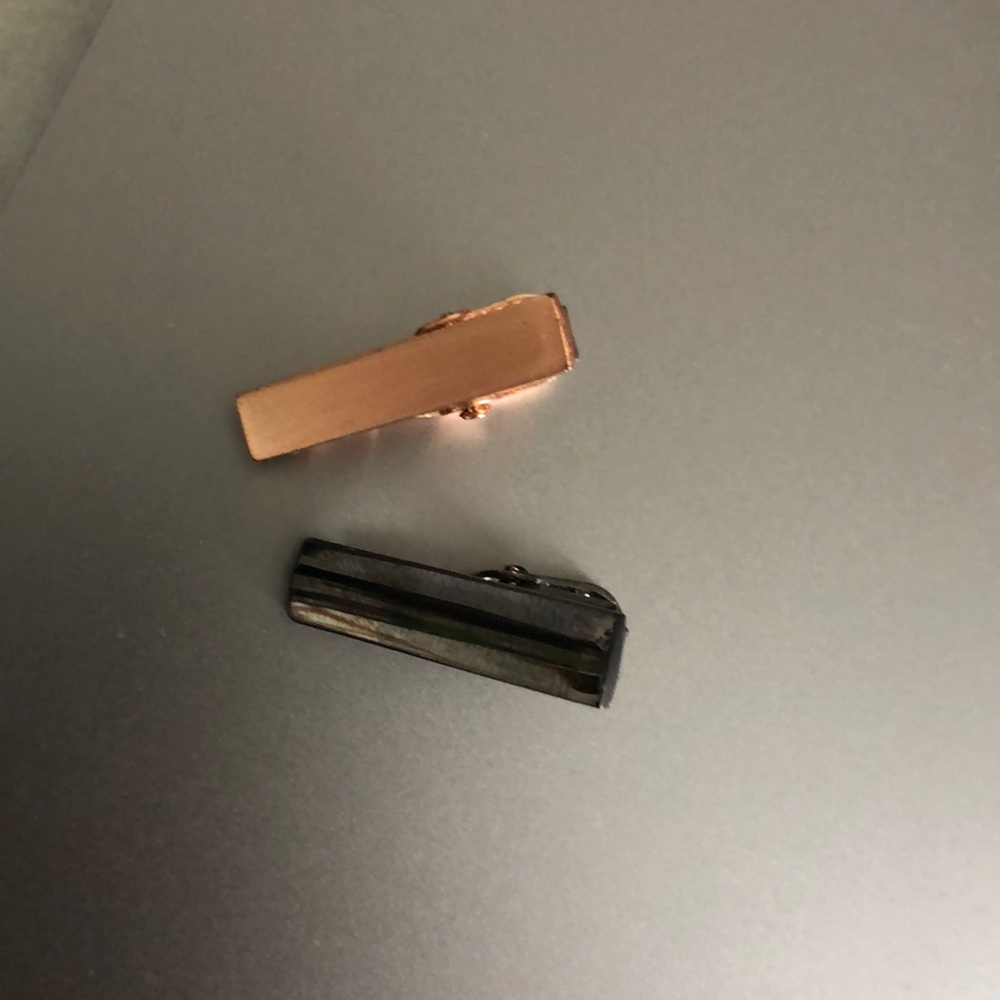 The tie bar tie pin